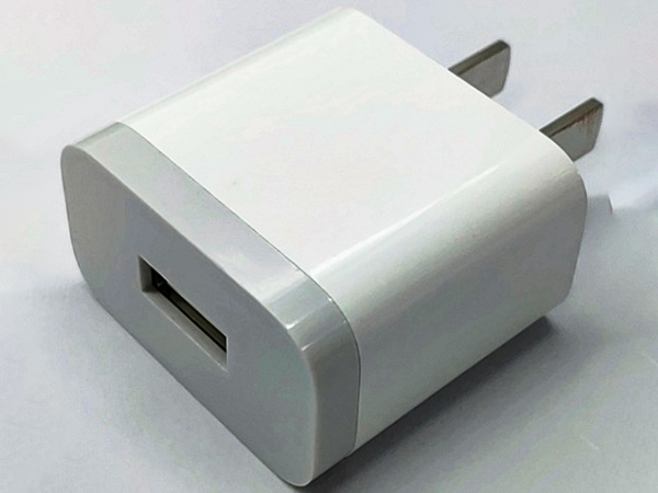 手机充电器外壳